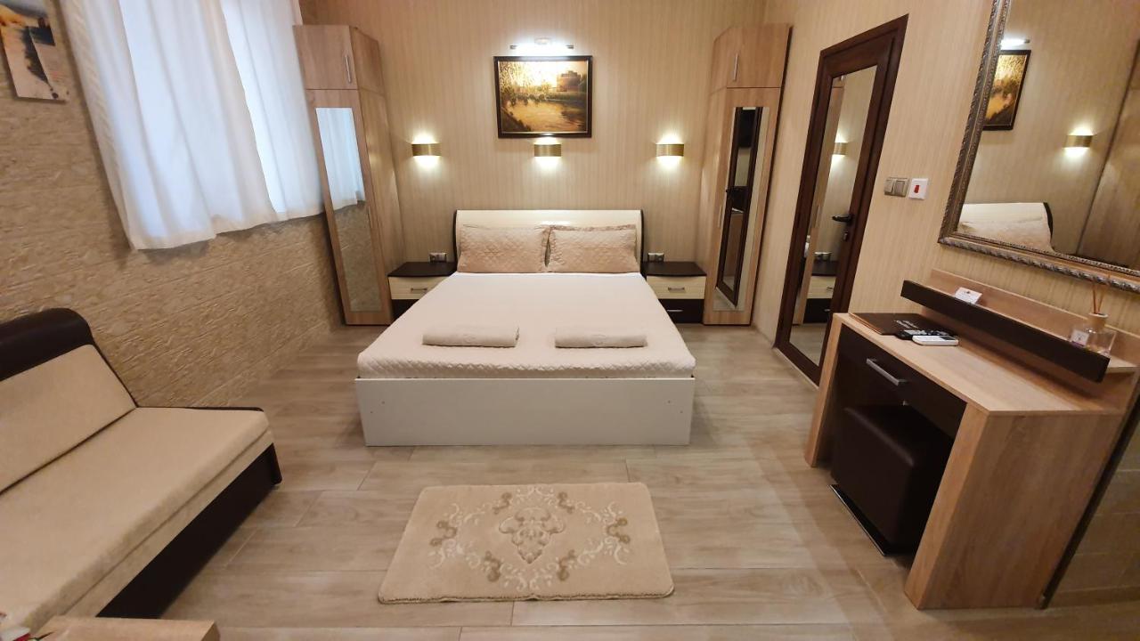 Deluxe Studios City Center Burgas City Exteriér fotografie